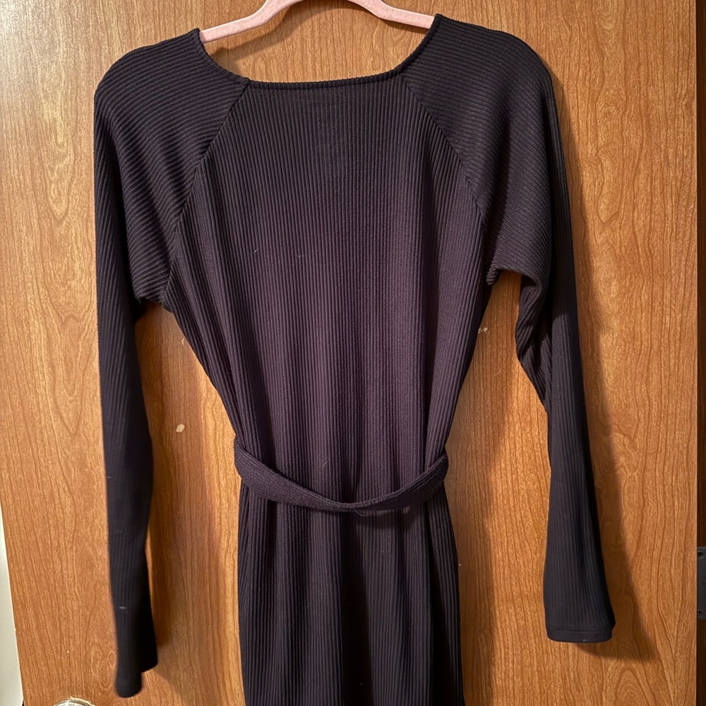 Black Long Sleeve Knit Top - Picture 2 of 4